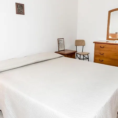 S317 - Sirolo, Ampio Trilocale Comodo Ai Servizi Sirolo